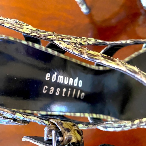 Python Sandals - Picture 2 of 5